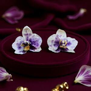 #385 HAND CRAFTED Hairclip Handcrafted Handmade Orchid Dried Beige Purple
